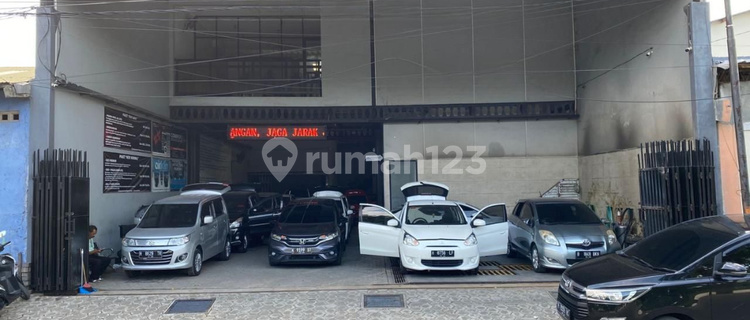 Ruang Usaha Lokasi Strategis Dengan Fasilitas Lengkap 1