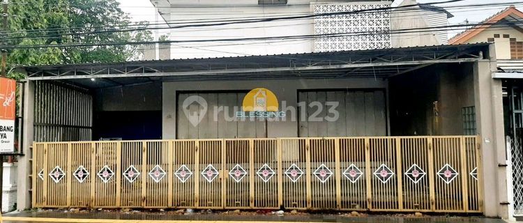 Rumah Mewah 2 Lantai Jl. Supriyadi Pedurungan  1