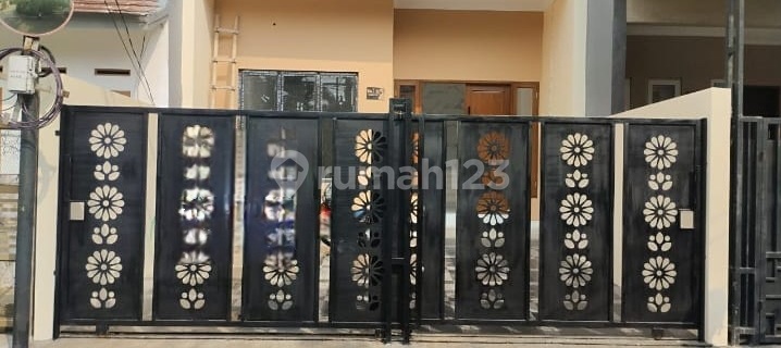 Dijual.rumah Baru Kelapa Gading 1