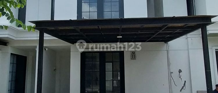 Sewa Rumah Cantik Siap Huni Dekat Clubhouse 1
