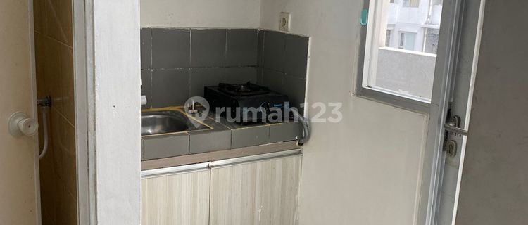 Menteng Square Apartment for Monthly Rent Semi-Furnished 1