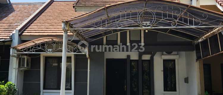 Rumah 1 Lantai Luas Tanah Besar Legenda Wisata, Sudah Full Renov Dalam Cluster 1