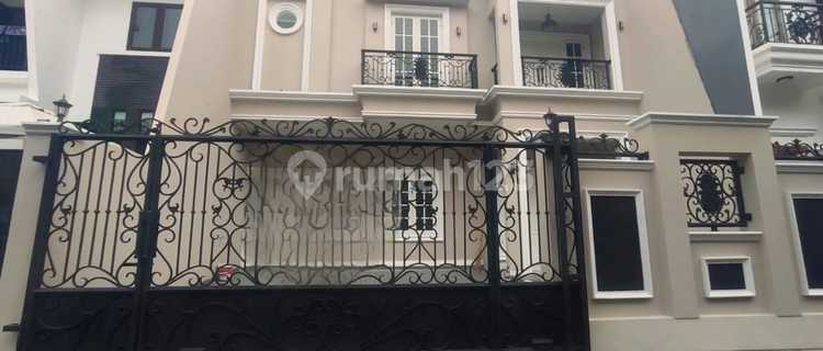 Di Jual Rumah Baru 2 1/2 lantai di Kav AL duren sawit, jakarta timur 1