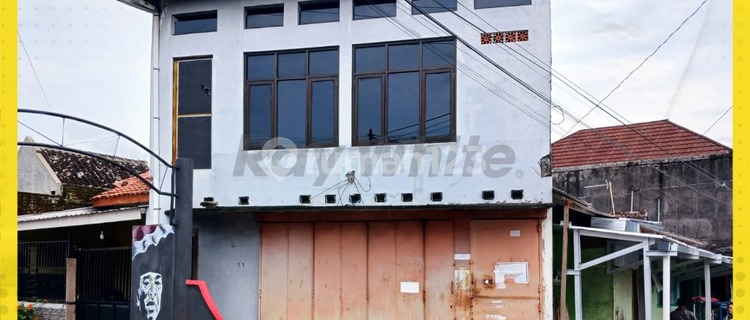 For Sale 2-Story Shophouse Ready to Occupancy Suitable for Business in Pajang Laweyan Solo 1