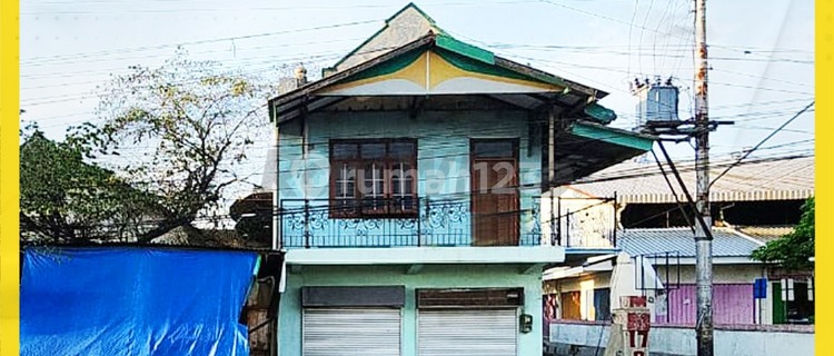 Strategic Shop House for Sale on the Side of Solo-Boyolali Road, Banyudono 1