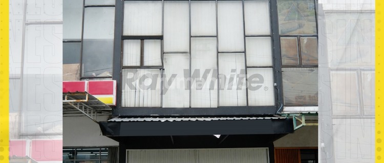 2-Story Strategic Shop House on Main Road Ready for Use Near Solo Airport 1