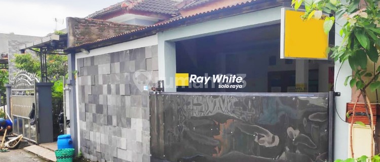 2-Bedroom House Ready to Occupancy with Simpangan Access in Solo Baru Grogol Skh 1