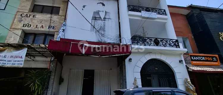 Shop House on Jl Bypass Ngurah Rai, Strategic Location Near the Airport! 2 Floors 1