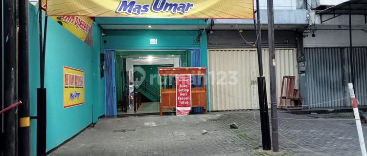 3-Storey Shophouse For Sale with SHM Ownership Rights on Jl Raya Sriwijaya, Candisari, South Semarang 1