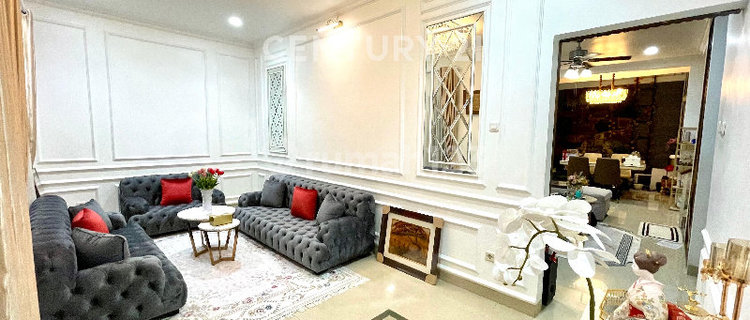 Rumah Bagus 2 Lantai Siap Huni di Grand Wisata Bekasi 1