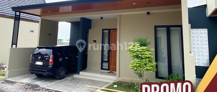 sell strategic cheap house in solo near uns 1
