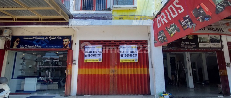 For Rent 2-Story Shop House in Mojokerto Shopping Area 1