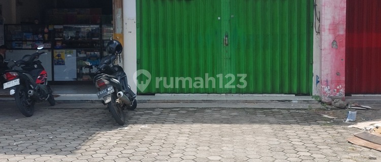 For Rent 2-Story Shop House In The Center Of Mojokerto City. 1