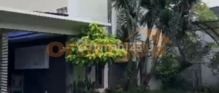 Di Jual Rumah Luas Asri di Banyumanik Kota Semarang 1