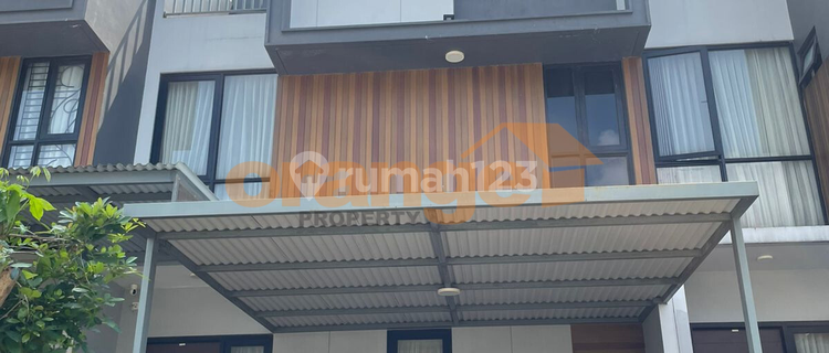 Turun Harga !! Rumah Gaya Scandinavian di Kota Wisata Cibubur 1