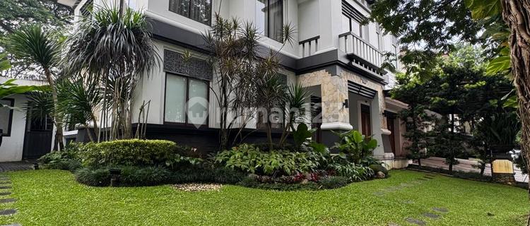 House for Sale Quick Corner 2 Floors in good condition fully furnished ready to occupy in The Green BSD City. 1