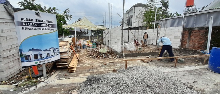 Kedungmundu Sambiroto Town House Near Unimus 1