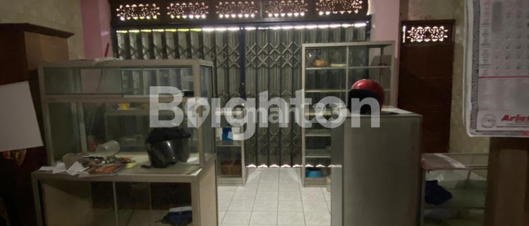 For Rent 3-Storey Shop House - Strategic Location &amp; Business Ready 1