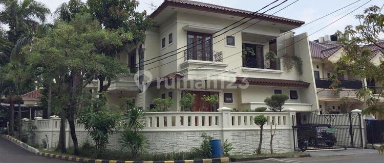 DIJUAL RUMAH TINGGAL SIAP HUNI Jalan Gading Nirwana Kelapa Gading 1