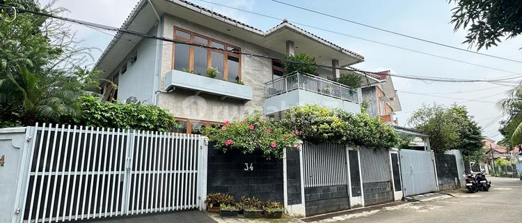 Nice 2-story house in Mampang Prapatan, South Jakarta. 1