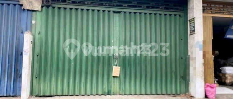 Shop House Near Atom Market Surabaya 1