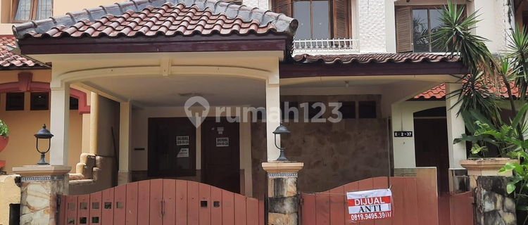 Murah !! DIJUAL RUMAH 10x30 HADAP UTARA SHM DI LAGUNA GRAHA CINERE 1