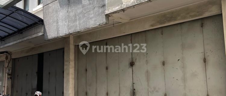 3-Story Strategic Shop House Dulatip 1