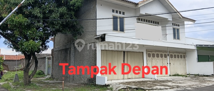 For Sale 3-Door Shop House 1