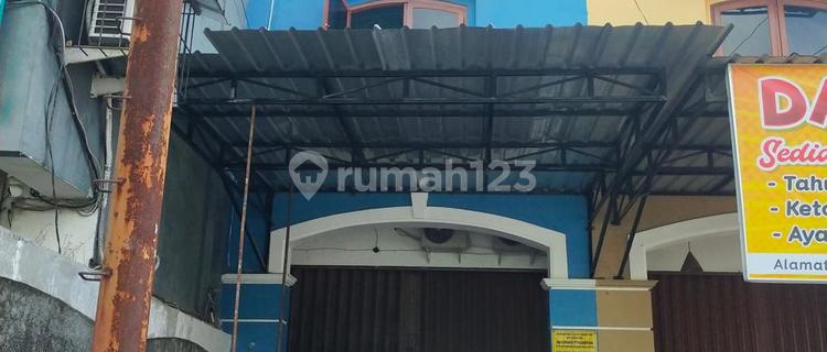 Potential Investment, Two-Story Shop House for Sale Ready for Business in Grand Century Housing, Godean, Sleman 1