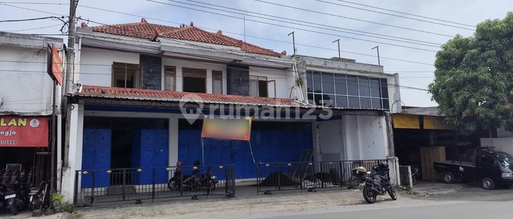 2-Story Shop House Near Kids Fun in Berbah, Sleman 1