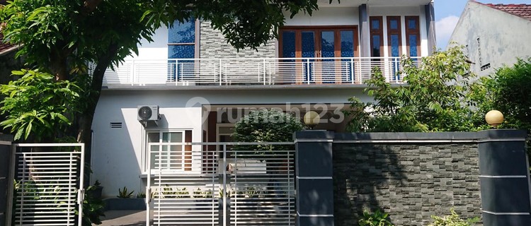 Luxury 3-Bedroom House for Rent with Furniture in Banguntapan, Bantul 1