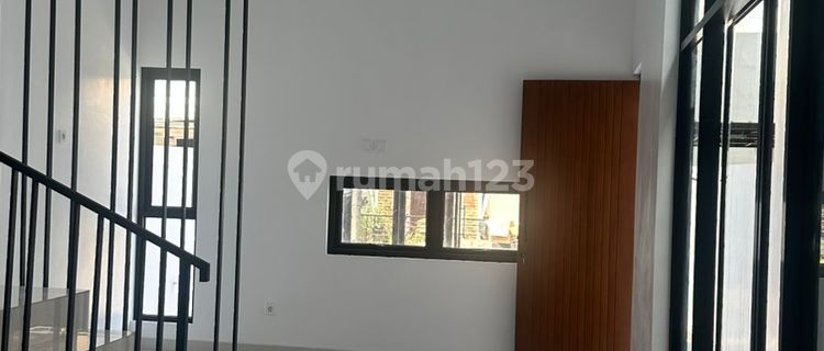 Rumah Scandinavian Siap Huni Lokasi Strategis di Puspa Asri Cirendeu 1