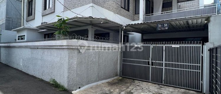 Rumah 2 Lantai Siap Huni Lokasi Strategis Tebet Dalam 2, Jakarta Selatan 1