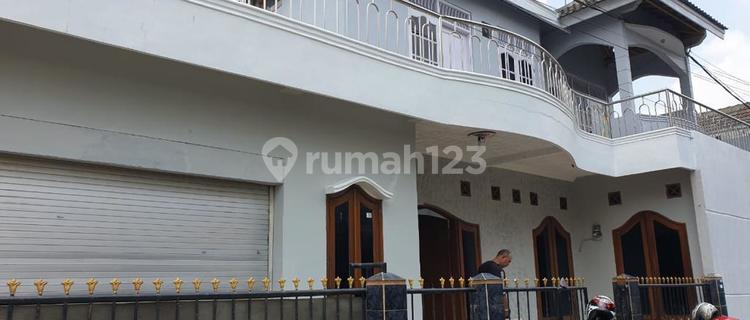 Two-Story Ready-to-Occupy House in Mekar Perdana Housing, East Depok 1