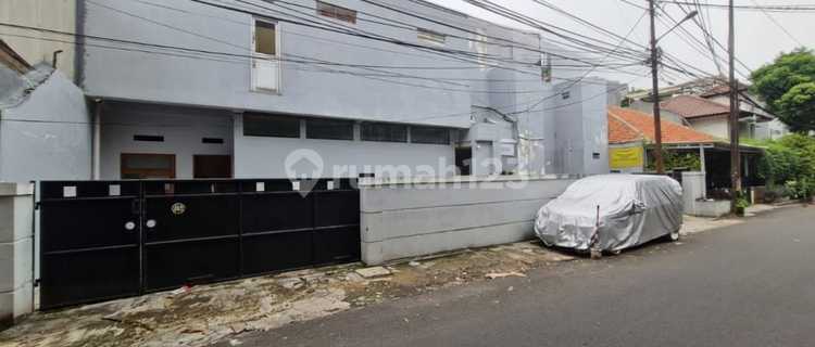 For Quick Sale: Exclusive 28-Room Boarding House with Full AC in Gatot Subroto, Jakarta, High Passive Income Potential 1
