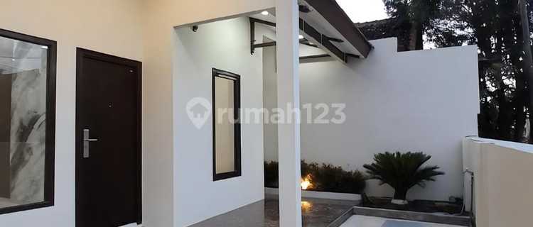 Rumah Bulu Siliwangi Dekat Tugu Muda Semarang Kota 1