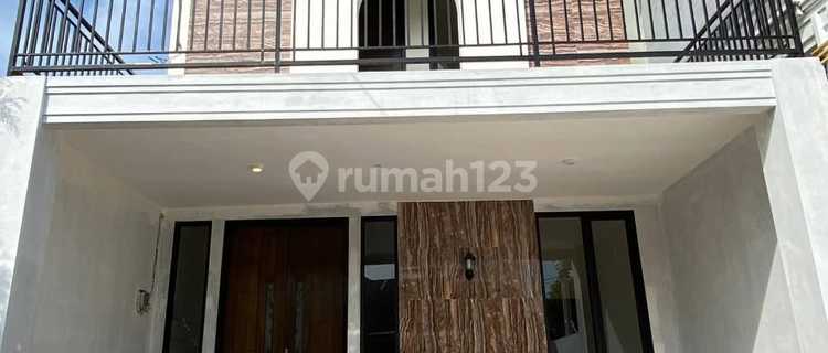 Dijual Rumah 2 Lantai Pedurungan Semarang Timurr 1