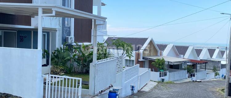 Rumah 2 Lantai Ngalian Semarang Barat 1