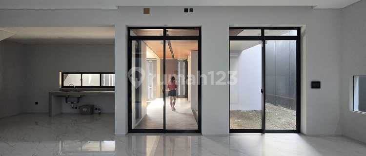 Disewakan Rumah Baru di Nilapadmi Kbp 1