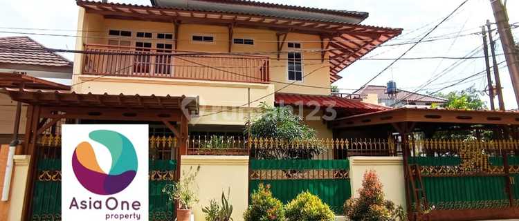 Disewakan Rumah Asri 2 lantai di Pulo Asem, Jakarta 1
