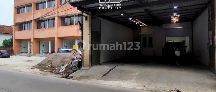 Roadside Shophouse Suitable for Cafe Etc. in Binong, Curug 1