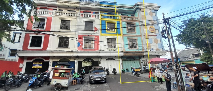For Rent: 4.5-Story Shophouse in Strategic Tebet Area, South Jakarta, Well-Maintained, Excellent, Ready to Occupy, Easy Access, Suitable for Culinary Business, Hajj and Umrah Travel, Event Organizer. 1