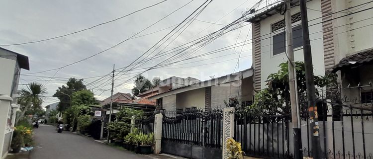 For Sale Beautiful 2-Story House in Tebet, South Jakarta, Minimalist Serene Style, Well-Maintained, Special Move-In Ready, SHM, Easy Access, Ideal for Building a Serene Home, Housing Investment, Rental Business, Boarding House, Investment Asset, etc. 1