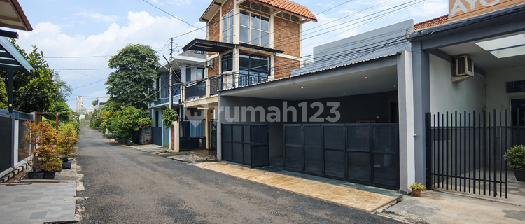 Kantor Eksklusif Tebet Jakarta Selatan 145M² Siap Pakai! Dekat Stasiun, LRT & Tol - Bebas Banjir 1