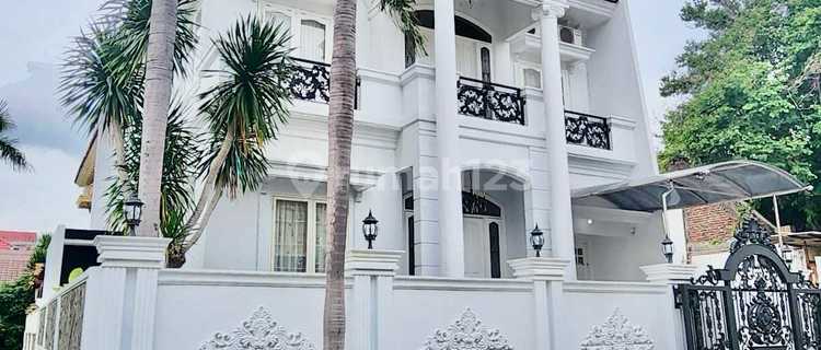 Disewakan Rumah International Village Citraland 4Kt Dekat Gwalk Semi Furnish 1