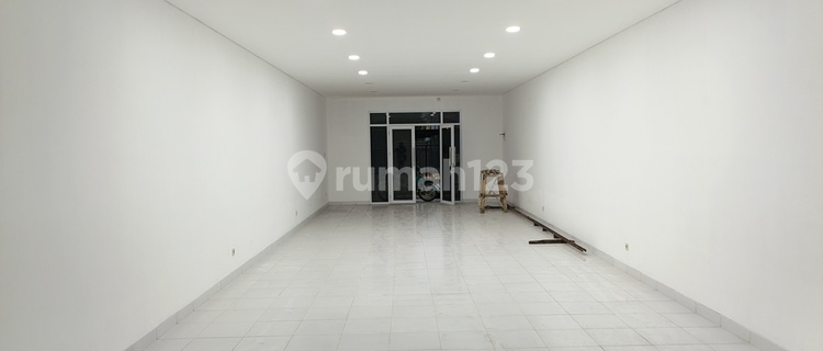 For Sale: Brand New Shop House by the Main Road 1