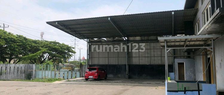 Gudang Siap Pakai Lokasi Strategis Yos Sudarso 1