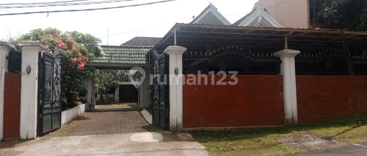 Rumah Cantik Hitung Tanah di Semarang Atas 1