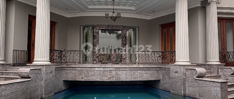 Disewakan Rumah Mewah di Menteng Siap Huni 1