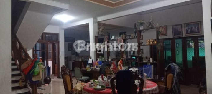 House Near the Center of Semarang City 1